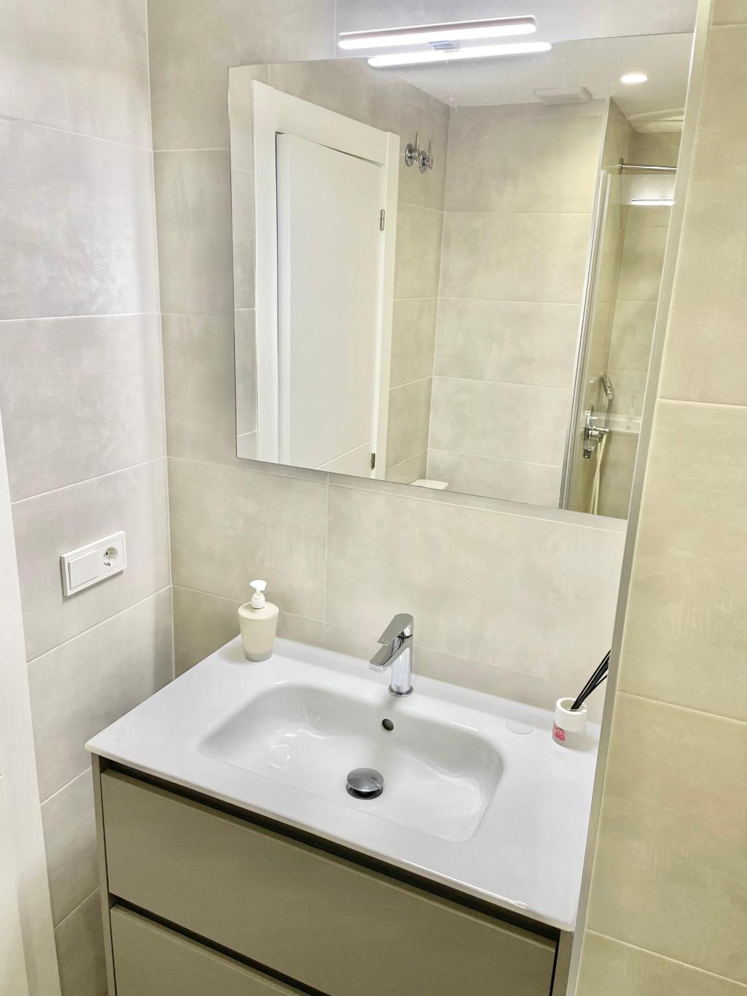 Apartamento San Lorenzo Playa. Vistas Al Mar. Gijón Extérieur photo
