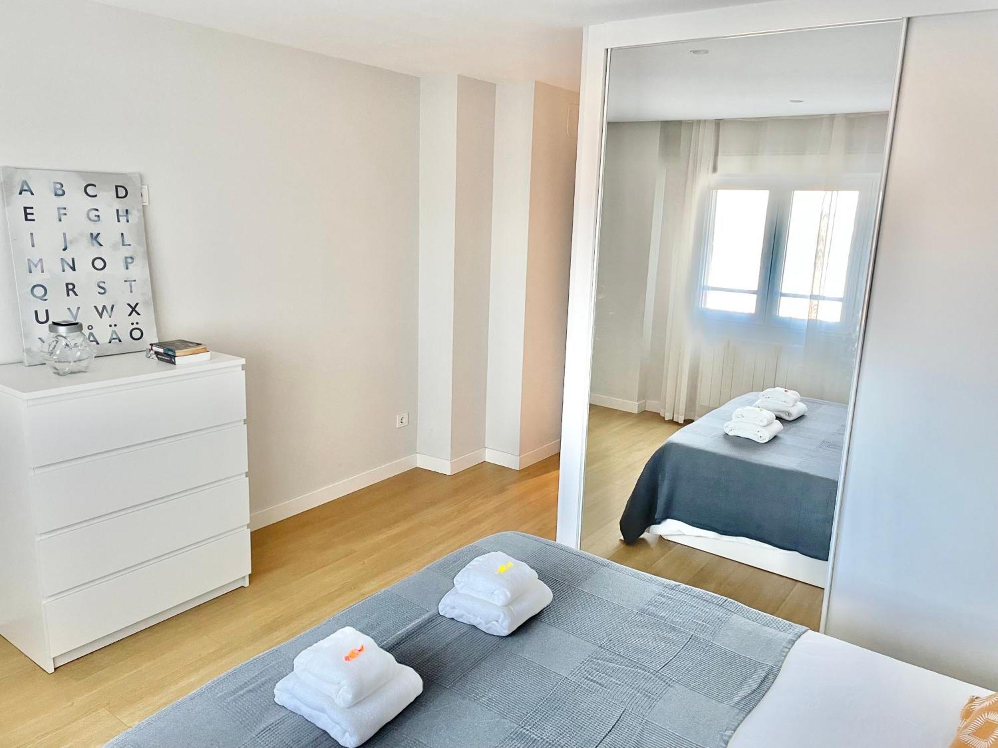 Apartamento San Lorenzo Playa. Vistas Al Mar. Gijón Extérieur photo